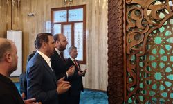 AK Parti Genel Başkan Yardımcısı Ahmet Büyükgümüş’ten Veysel Karani Türbesine Ziyaret