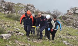 Siirt’te Atıyla Kayalıklara Düşen Genç Ağır Yaralandı
