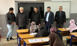 Siirtte Gençler Umre Yolunda Bilgiyle Yarıştı