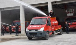 SİİRT’TE DAR SOKAKLAR İÇİN ÖZEL İTFAİYE ARACI HİZMETE ALINDI