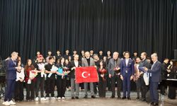 SİİRT’TE “KİM VAR?” SANAT ETKİNLİĞİNE YOĞUN İLGİ