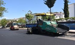 SİİRT’TE ULAŞIM KONFORUNU ARTIRAN ASFALT ÇALIŞMALARI ARALIKSIZ SÜRÜYOR
