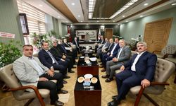 Vali Kızılkaya’dan Hasan Carlık’a Tebrik Ziyareti