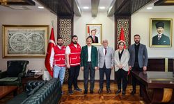 Vali Kızılkaya Kurban Vekâletini Kızılay’a Bağışladı