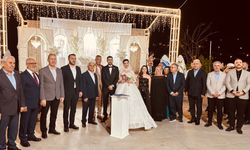 Siirt’te Bir İlk: Yıllarca Nikâh Kıydı, Bu Kez Oğlunun Nikâhını Kıydı