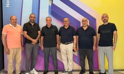 OSMAN ÖREN’DEN RENAULT BAHAEDDİN ACAR BAYİSİNE HAYIRLI OLSUN ZİYARETİ