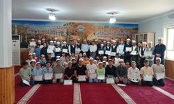 BASRET YATILI KUR’AN KURSU’NDA KUR’AN KURSLARI KAPANIŞ VE ÖDÜL TÖRENİ DÜZENLENDİ
