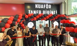 Siirt TSO Başkanı Güven Kuzu, Kuaför Taner Birinci’nin Açılışına Katıldı