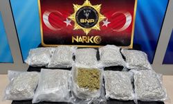 Siirt’te 5 Kilo 600 Gram Skunk Ele Geçirildi: 4 Şüpheli Gözaltında
