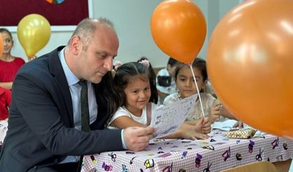 İl Milli Eğitim Müdürü Salih Sadoğlu, Uyum Haftasında Öğrencilerle Buluştu