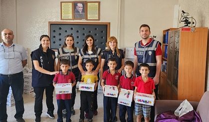 Siirt’te Lütfü Öztanık, Ögrencilere Yardım Geleneğini Bozmadı