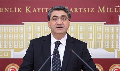 Ekmen’den AK Parti-MHP İttifakına Sert Eleştiri 