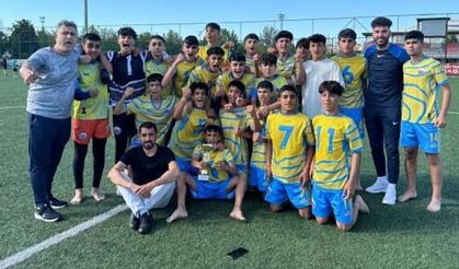 Siirt İl Özel İdaresi Spor U-15 Akademi Takımı Batman’da Şampiyon Oldu
