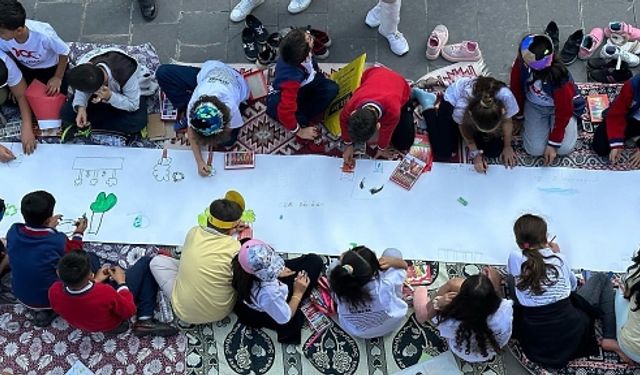 Siirt’te Mehmetçik İlkokulu Öğrencilerinden Anlamlı Etkinlik