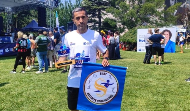Siirt Belediyesi Sporcusu Muhittin Gürhan, Eskişehir Yarı Maratonu’nda Kürsüde!