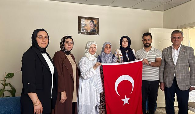 Cumhurbaşkanı Erdoğan’ın “Terörsüz Türkiye” Mektubu Şehit Ailelerine Ulaştırıldı