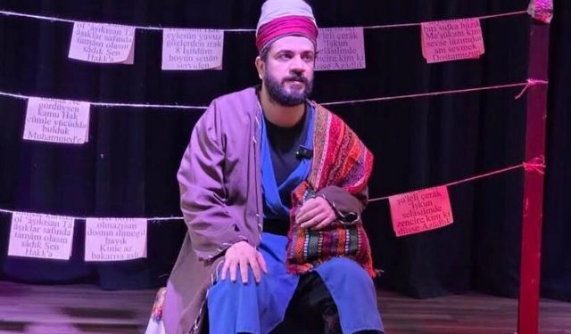 Siirtli Öğretmen Agit Destan’a Mersin’de “En İyi Erkek Oyuncu” Ödülü