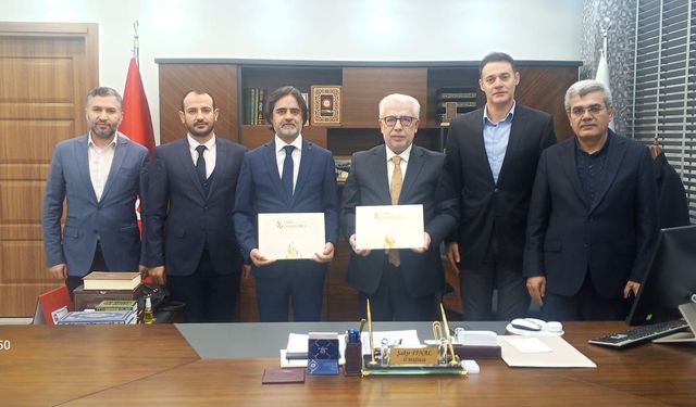 Müftülük ile İlahiyat Fakültesi Arasında İş Birliği Protokolü İmzalandı