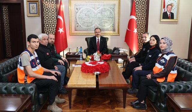 Vali Kızılkaya, AFAD İl Müdürlüğü Heyetini Makamında Ağırladı