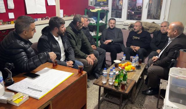 AK Parti Siirt İl Başkanı Özturan’dan Taksi Durağı Ziyaretleri