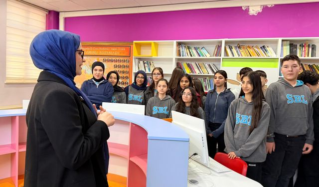 Genç Kadem’den Siirt Sosyal Bilimler Lisesi’ne Kitap Desteği