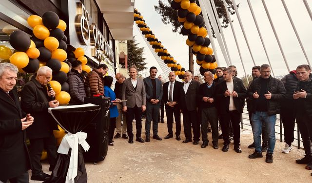 Çiçek Dünyası Siirt’te Dualarla Hizmete Açıldı