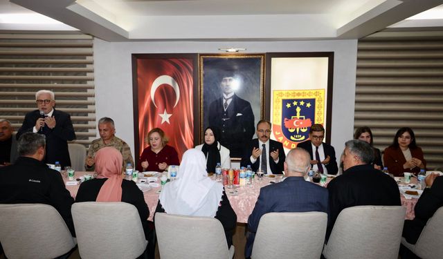 Siirt’te Şehit Aileleri ve Gaziler Onuruna İftar Programı Düzenlendi