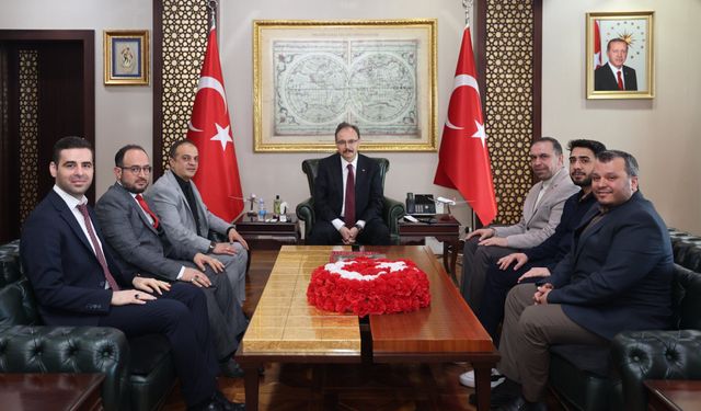 Vali Kızılkaya, ÖNDER İmam Hatipliler Derneği Yeni Yönetimini Kabul Etti