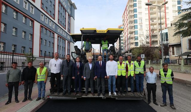 VALİ KIZILKAYA, ASFALT ÇALIŞMALARI YERİNDE İNCELENDİ