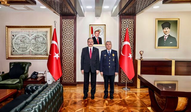 Vali Kızılkaya, Emniyet Müdürü Özdemir’i Kabul Etti
