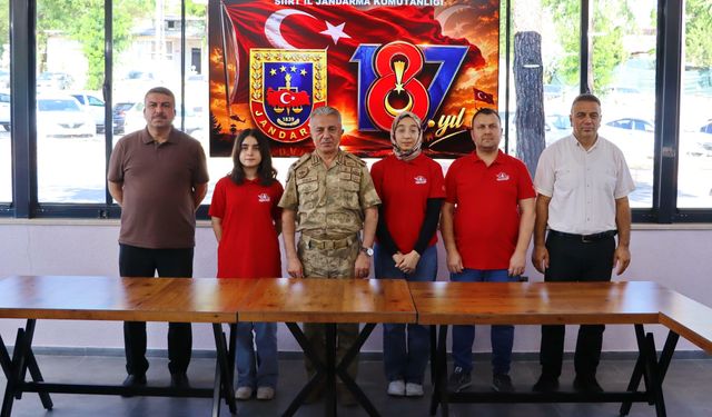 TEKNOFEST ve TÜBİTAK’ta Derece Elde Eden Öğrenciler, Jandarma Komutanı Özmen ile Buluştu