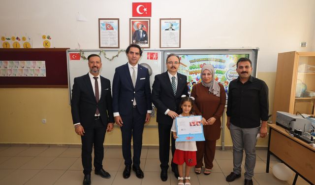 Siirt’te 91 Bin 496 Öğrenci Karne Sevinci Yaşadı