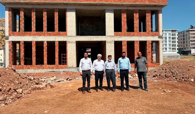 İl Müftüsü Şakir Pinal, Şirvan’daki 4-6 Yaş Kur’an Kursu İnşaatını İnceledi