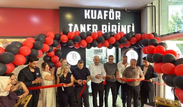 Siirt TSO Başkanı Güven Kuzu, Kuaför Taner Birinci’nin Açılışına Katıldı