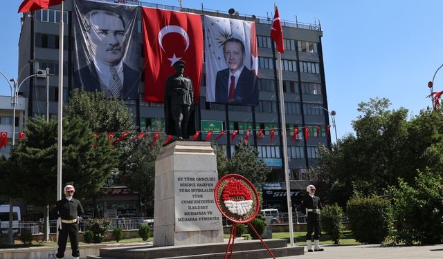 SİİRT’İN ŞEREF GÜNÜ TÖRENLERLE KUTLANDI