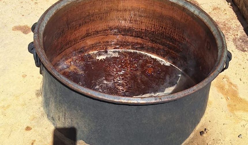 Şirvan’ın Yalkaya Köyünde Üretilen Pekmez Yoğun İlgi Görüyor