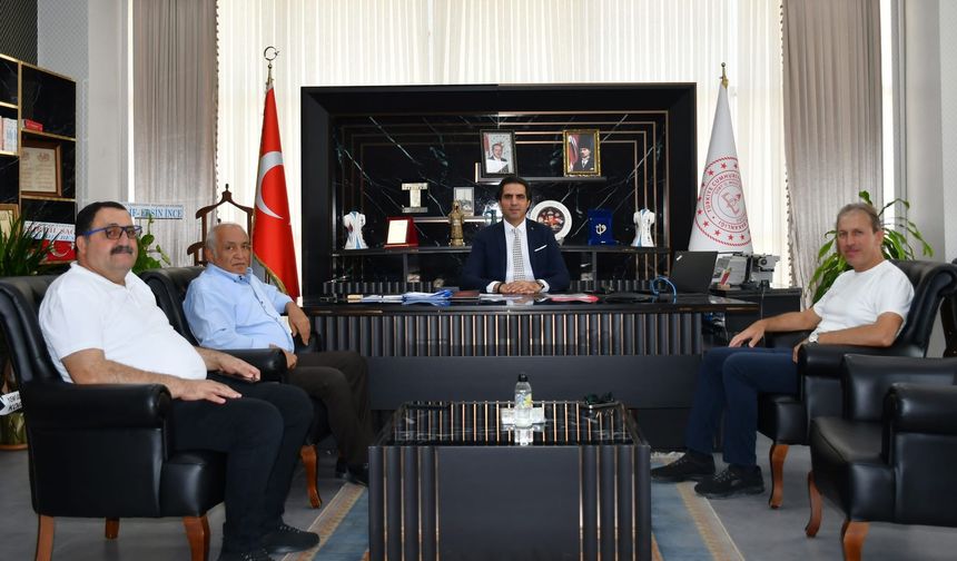 Siirt TSO’dan İl Millî Eğitim Müdürü İlhan Saz’a Nezaket Ziyareti