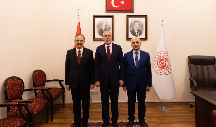 Milletvekili Gül ve Vali Kızılkaya, TBMM’de Bakan Işıkhan ile Görüştü