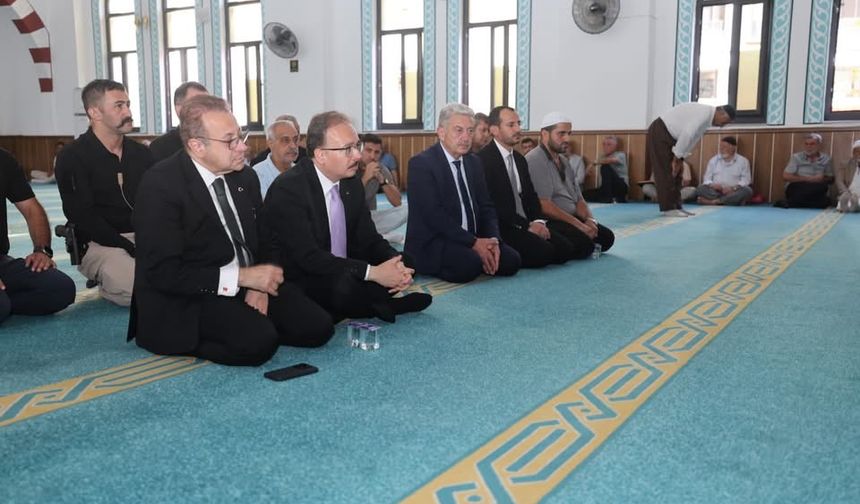 Egemen Bağış, Babası Abdullah Bağış İçin Siirt’te Mevlit Okuttu