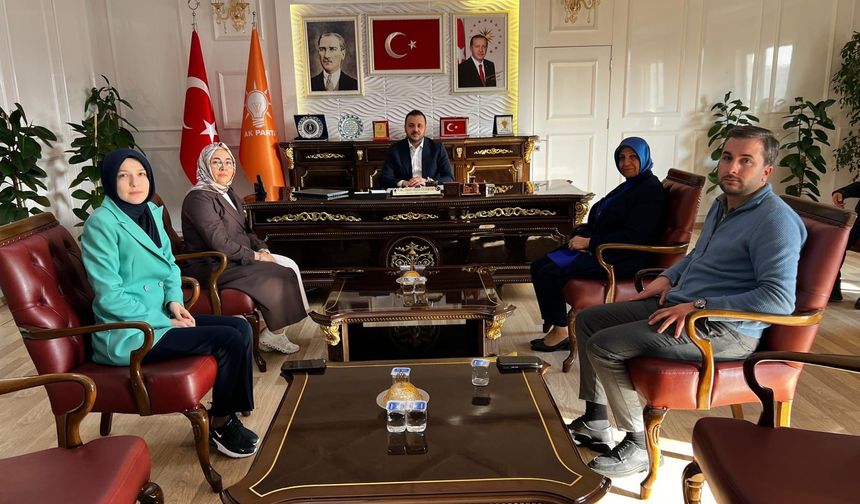 İl Başkanı Özturan, Genel Merkez Kadın Kolları Heyetini Ağırladı