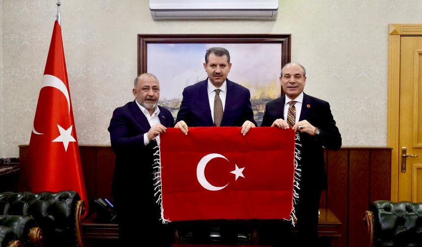 Seyyithan Solmaz ve Abbas Gündüz’den Bakan Yardımcısı Salih Ayhan’a Tebrik Ziyareti