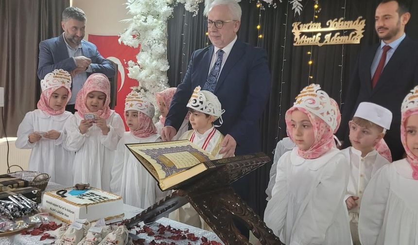 Siirt’te Minik Yürekler Kur’an’la Buluştu
