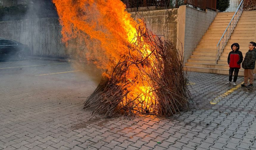 Siirt’te Geleneksel Ramazan Meledesi Yakıldı
