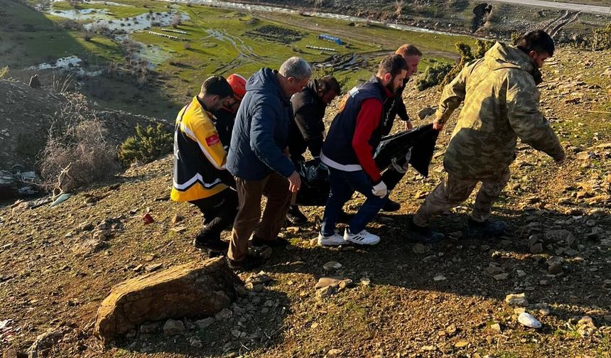 Şirvan’da Otomobil Uçuruma Düştü: 1 Kişi Hayatını Kaybetti