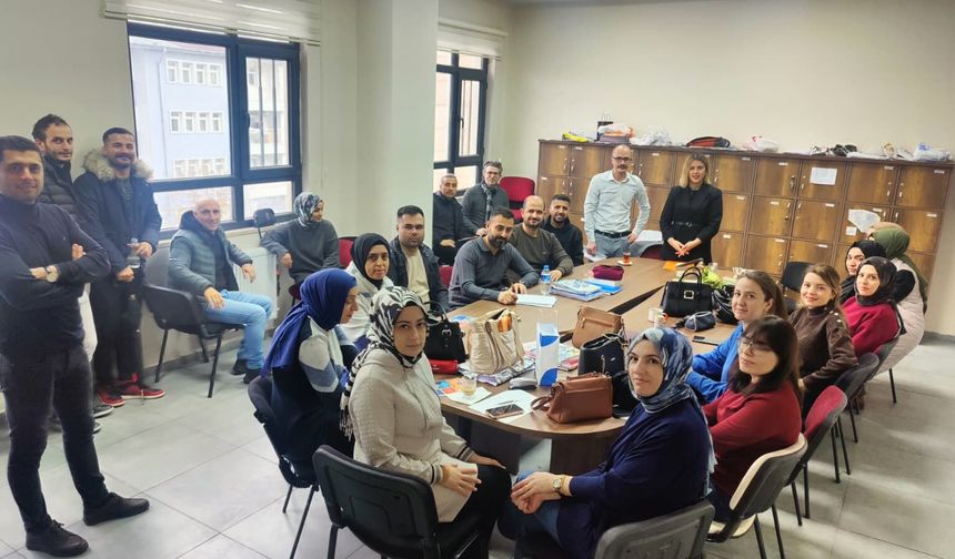 SİİRT’TE AÇIK KAPI’DAN EĞİTİM KURUMLARINA ZİYARET!