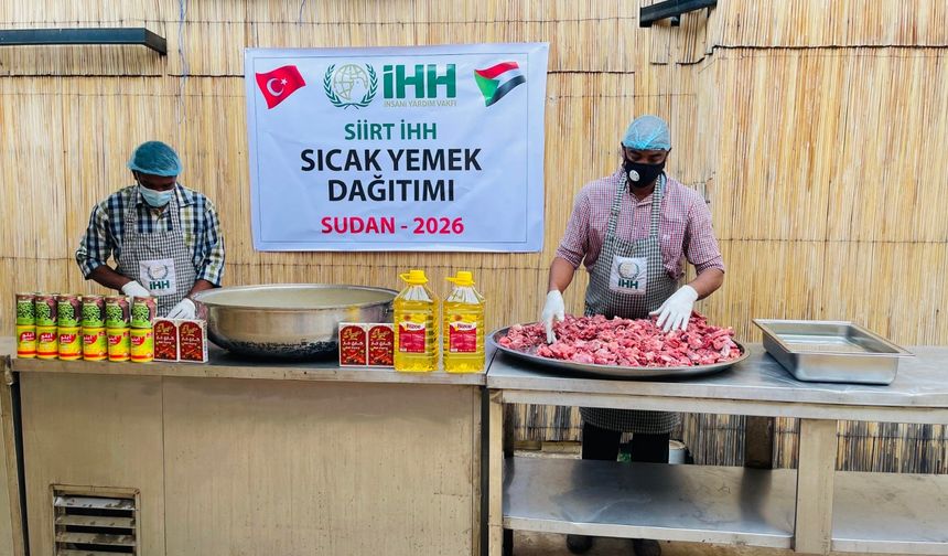 Sudan’da İnsanlık Dramı: Siirt İHH 1000 Kişinin Yemek İhtiyacını Karşıladı