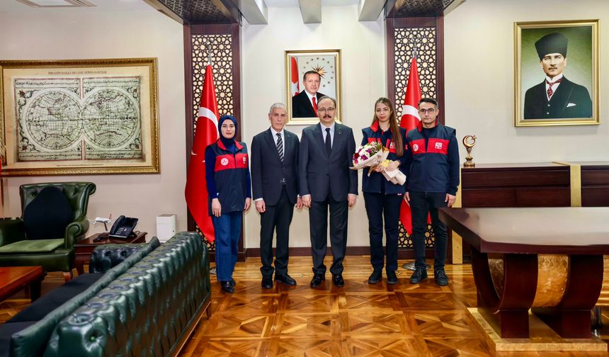 Siirt’te 2025’te 344 Bin 750 Çağrı: Vali Kızılkaya 112 Çalışanlarını Ağırladı