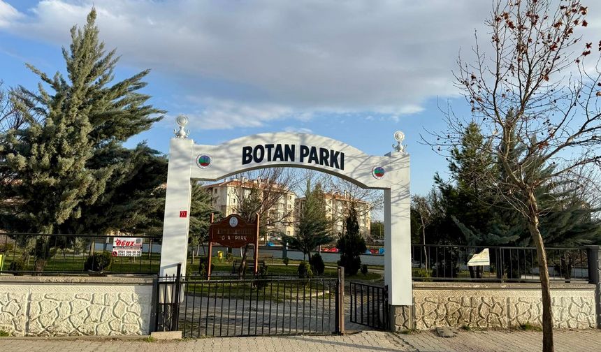 Siirt Belediyesi’nden Parklara Estetik Dokunuş