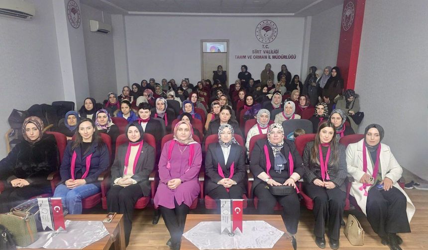 Siirt’te Kadınlar Günü’nde Meme Kanseri Farkındalık Semineri Düzenlendi