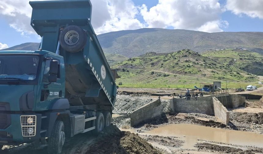 Siirt’te Yağış Sonrası Taşkın Önlemleri Artırıldı